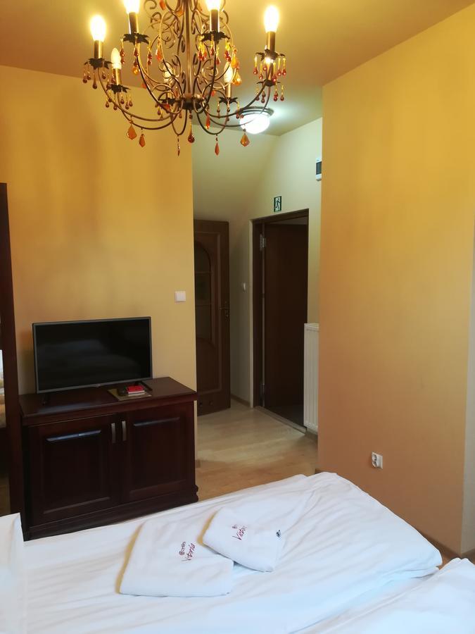 Victoria Cechini Otel Krynica Zdroj Dış mekan fotoğraf